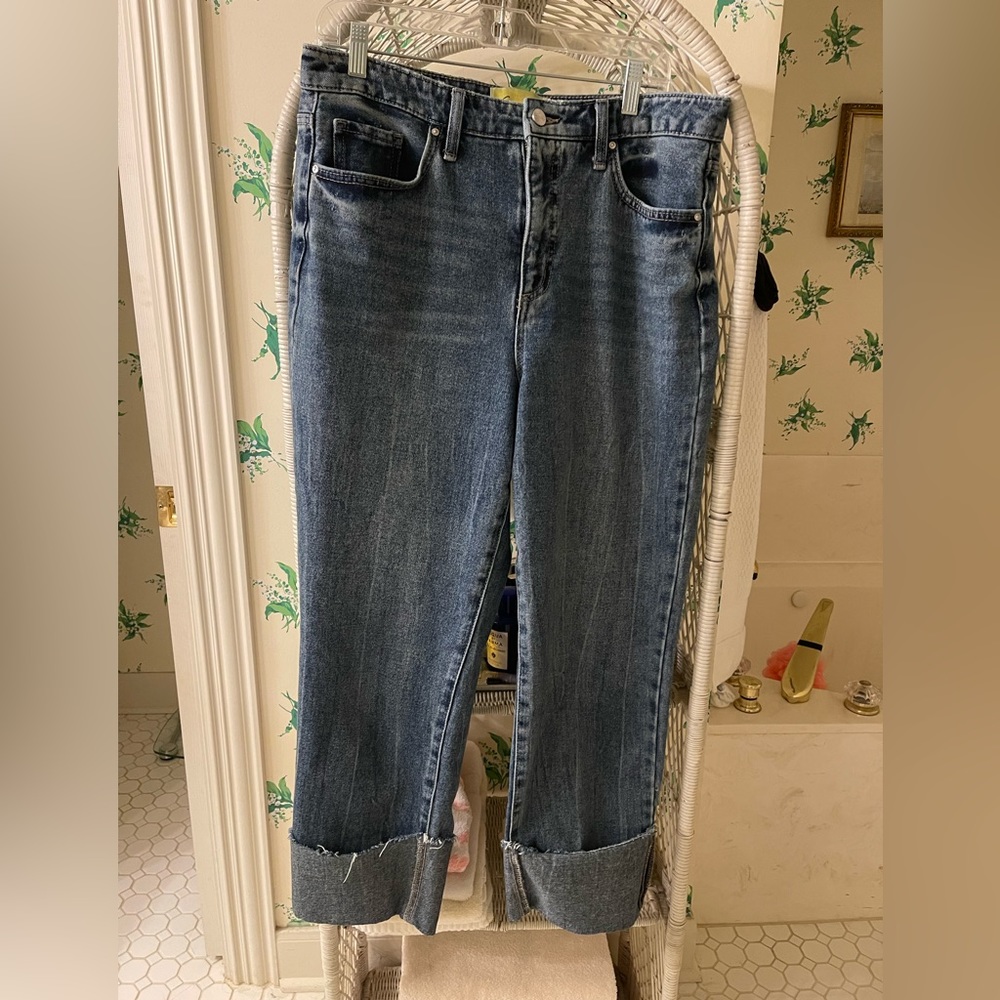 Circus New York folded hem jeans. Size 31